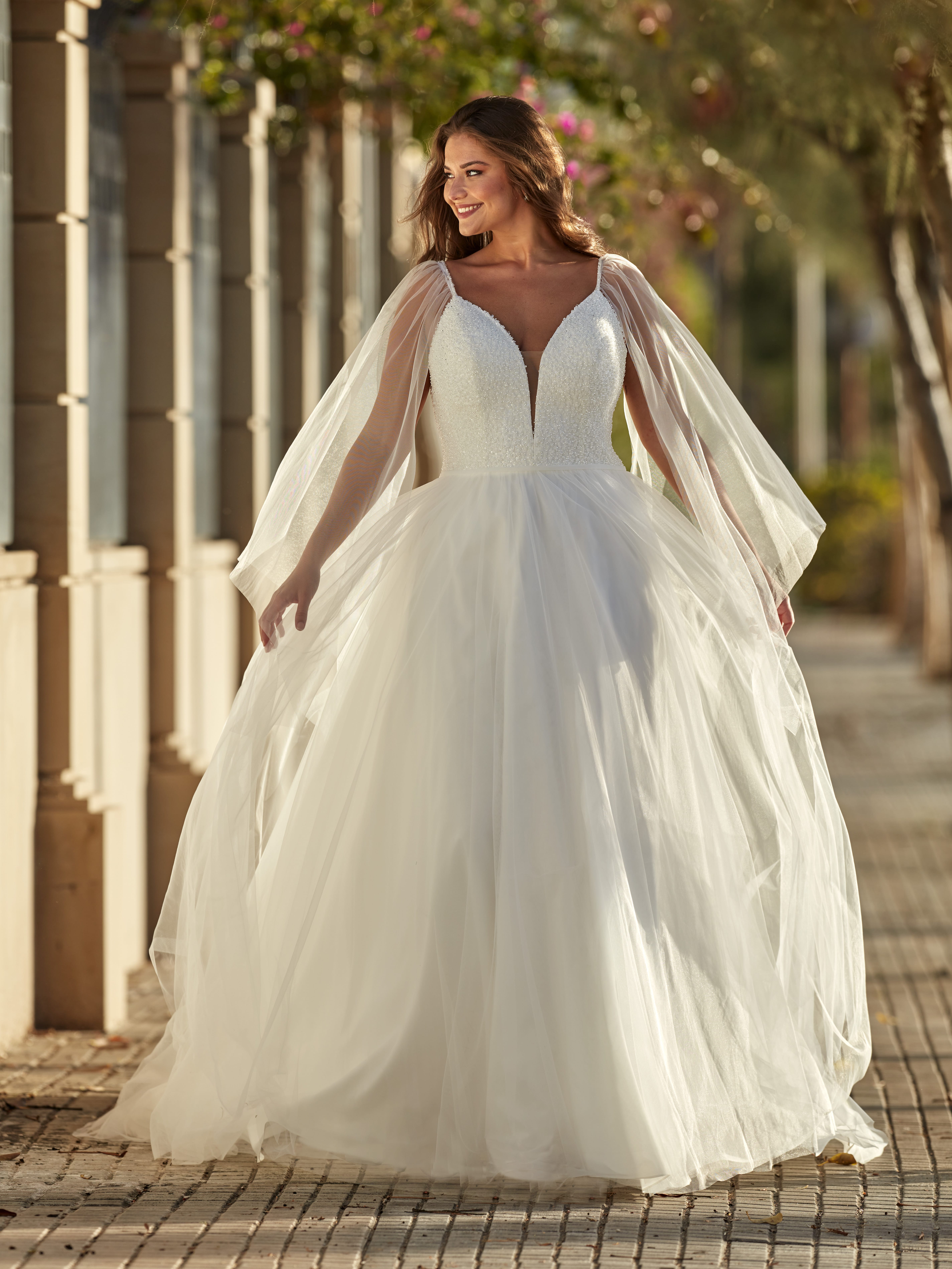 Hochwertiges Satin Brautkleid in Weinheim